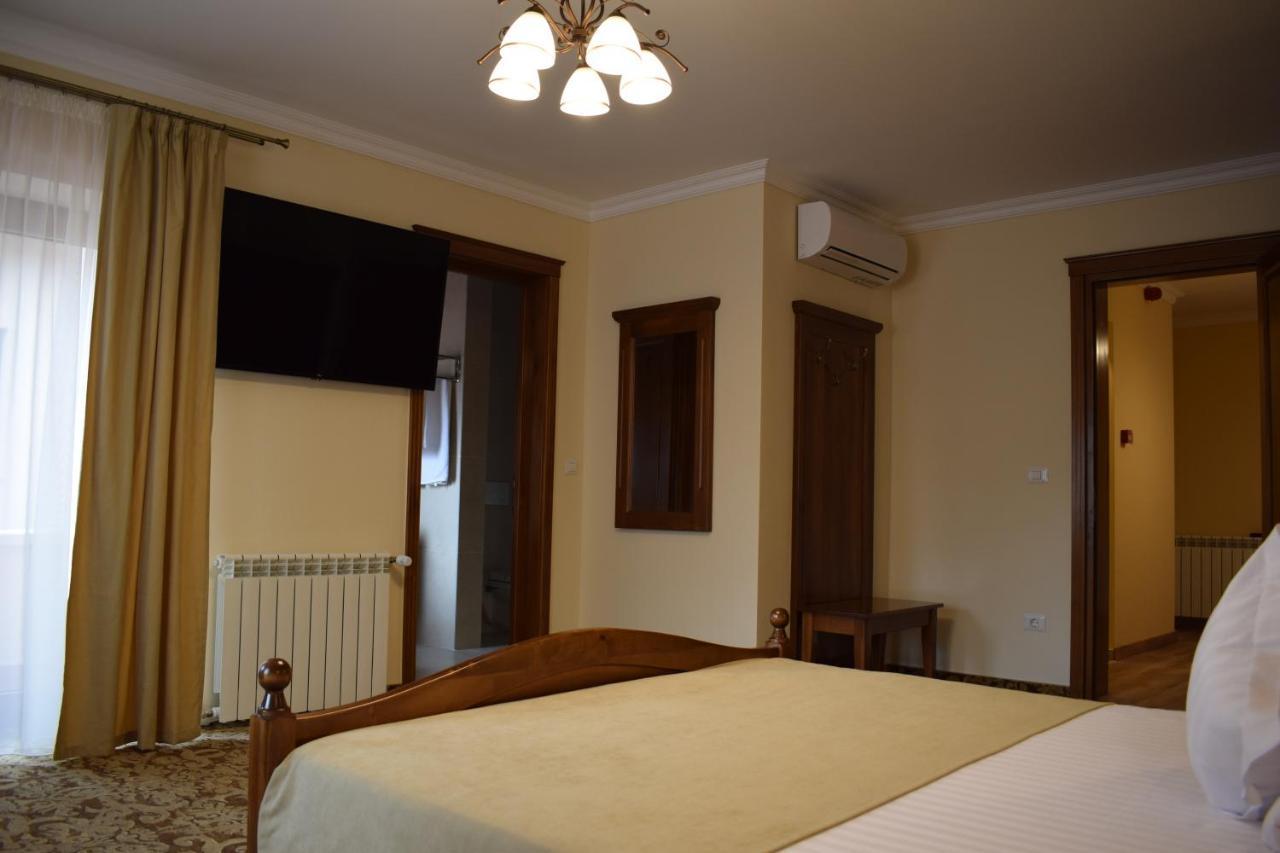Vila Preciosa Gyulafehérvár Kültér fotó