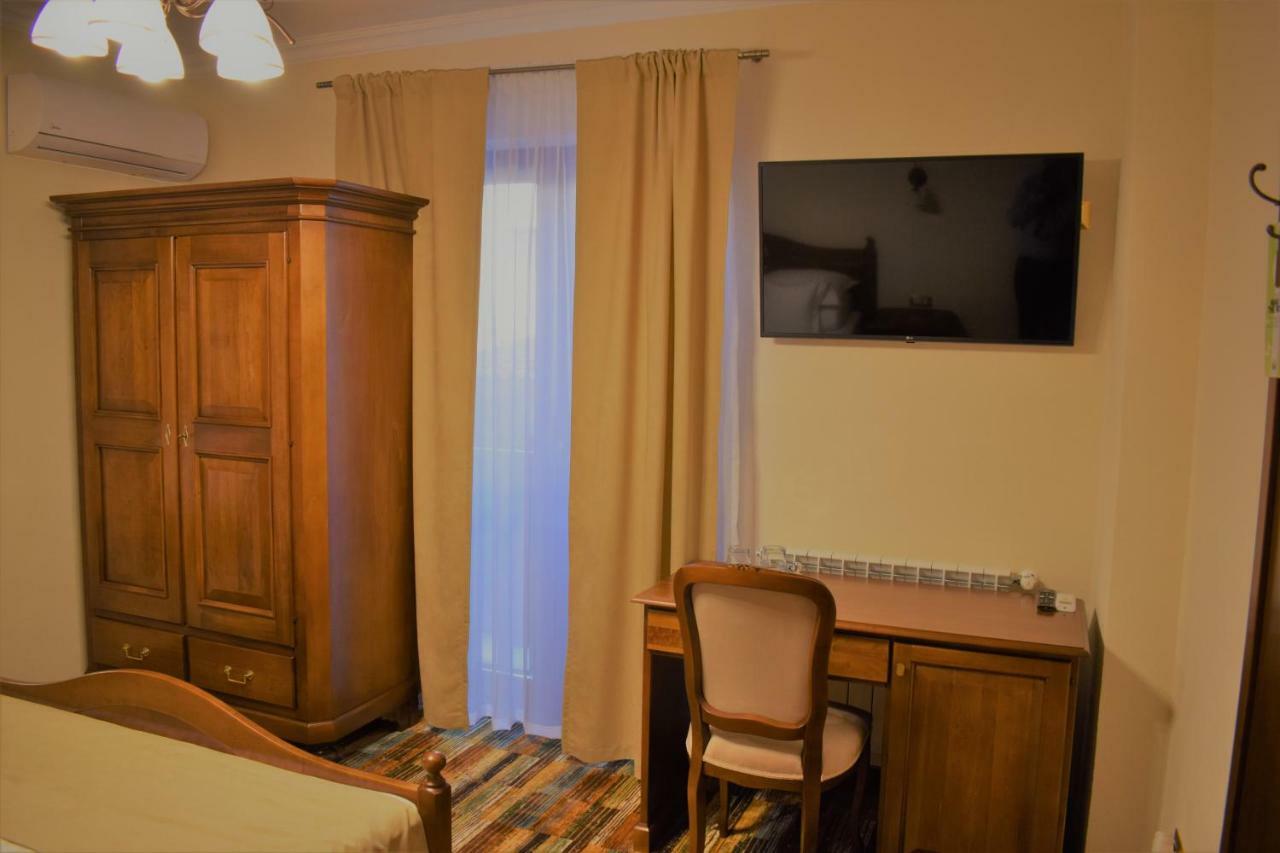 Vila Preciosa Gyulafehérvár Kültér fotó